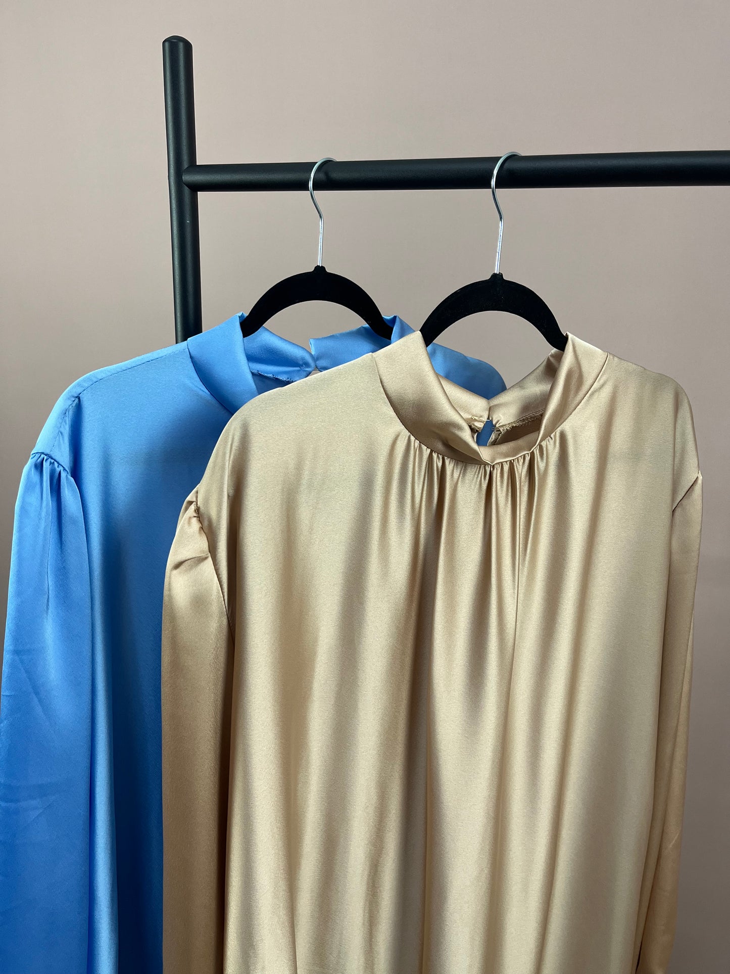 Silk Abaya Hafsa - with tight sleeves