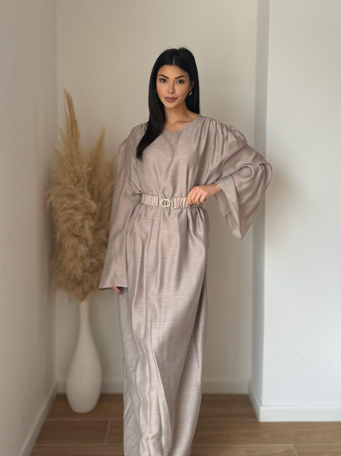 Maxi-Kleid mit Gürtel